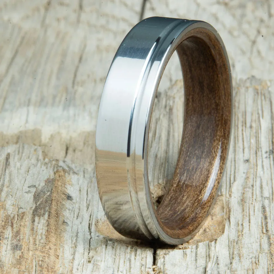 6mm titanium walnut wood lined ring