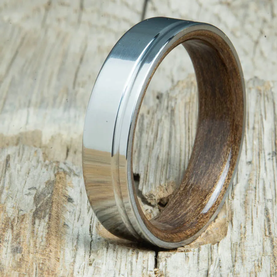 6mm titanium walnut wood lined ring