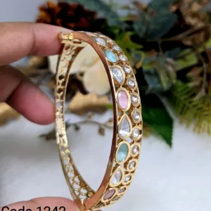 Aamrapali Gold Plated Kundan Openable Bangle