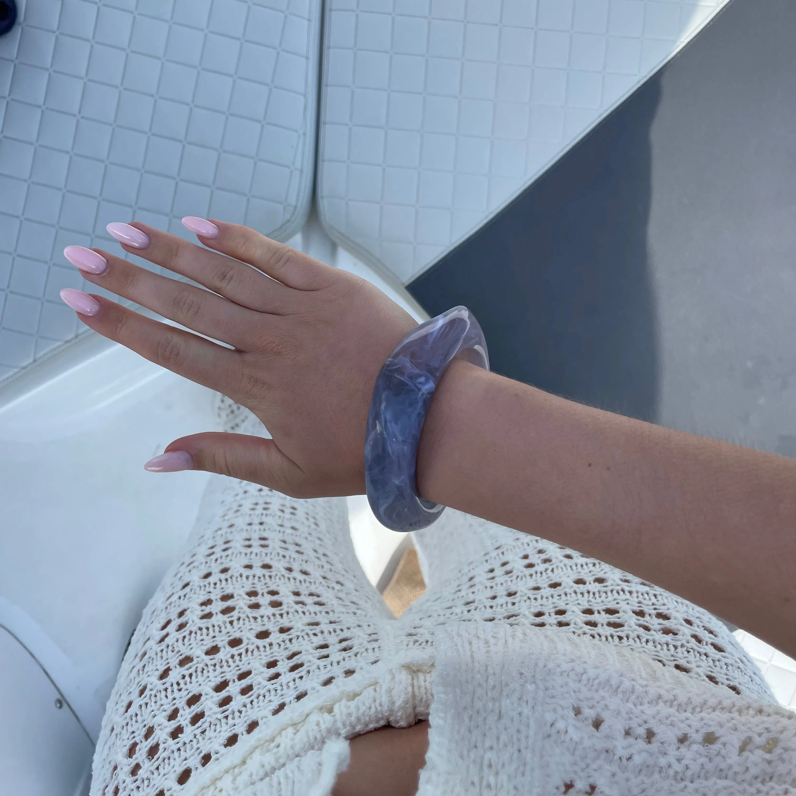 ACRYLIC BANGLE - GRIGIO