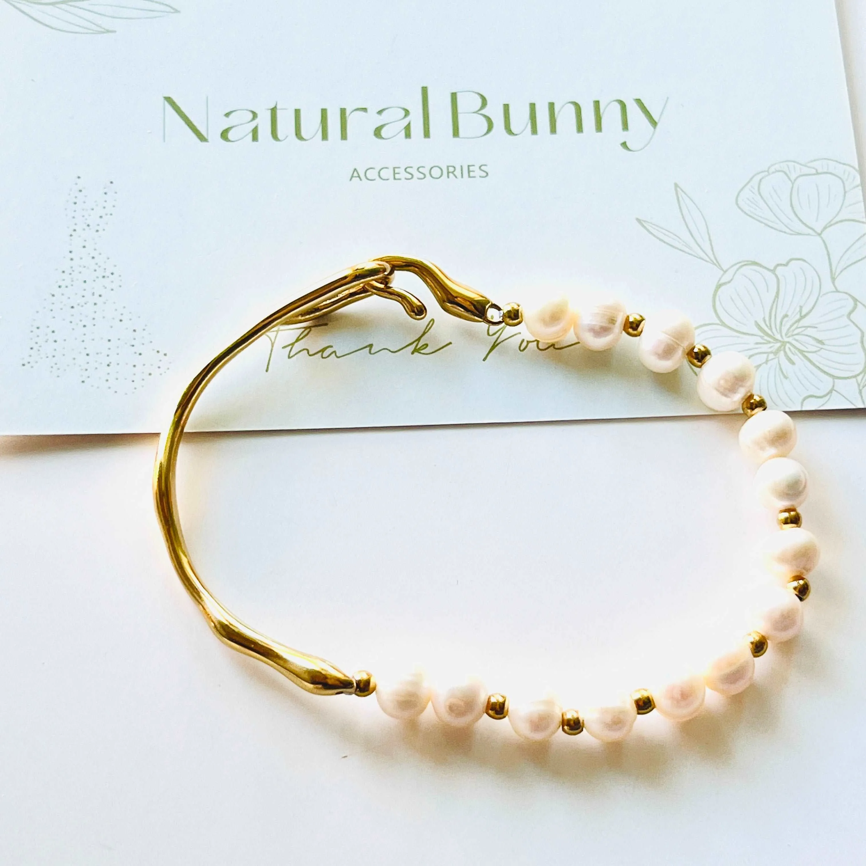 Asymmetric Freshwater Pearl Bracelet