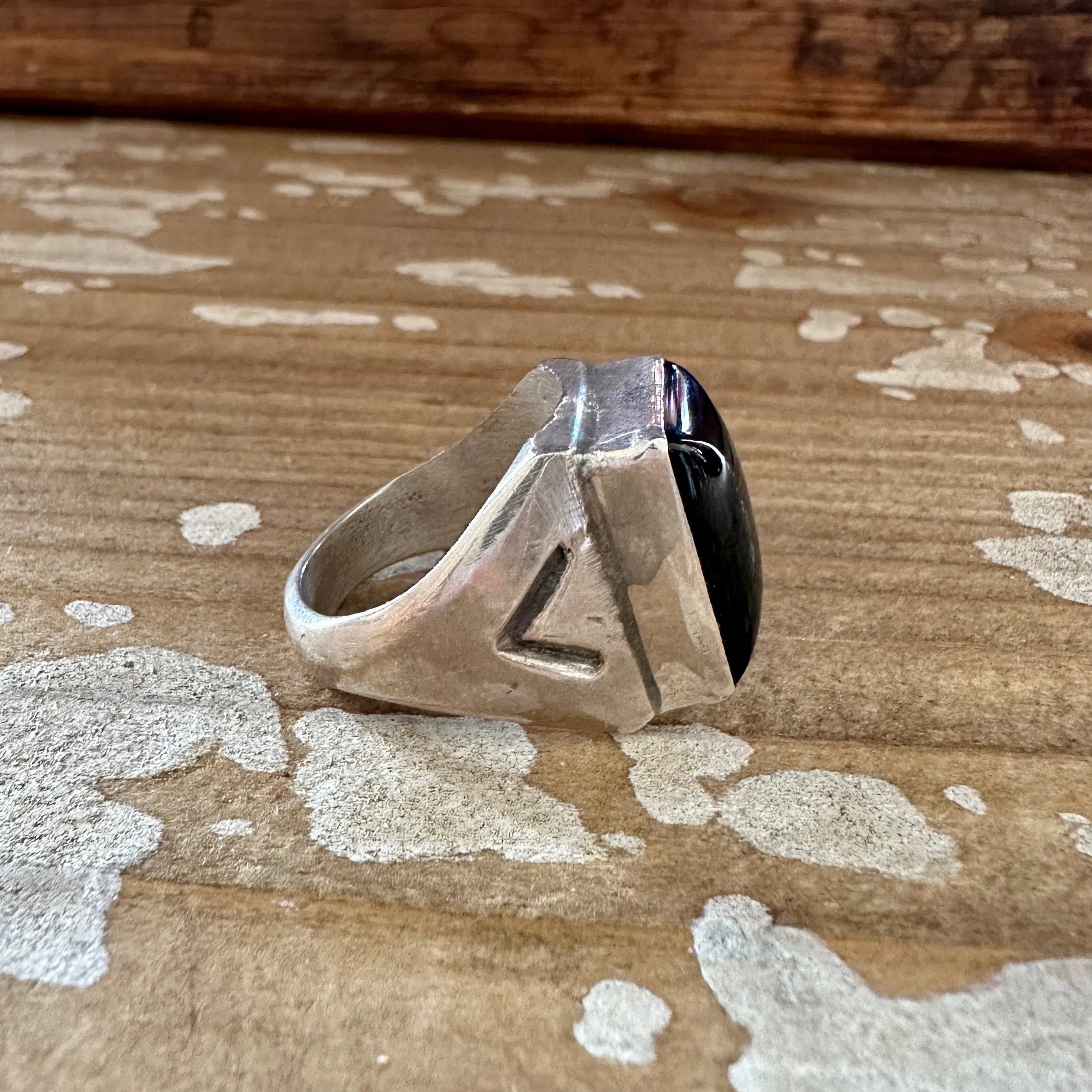 BLACK ARROW Chimney Butte Handmade Men's Ring Sterling Silver & Onyx Ring • Size 10 1/4