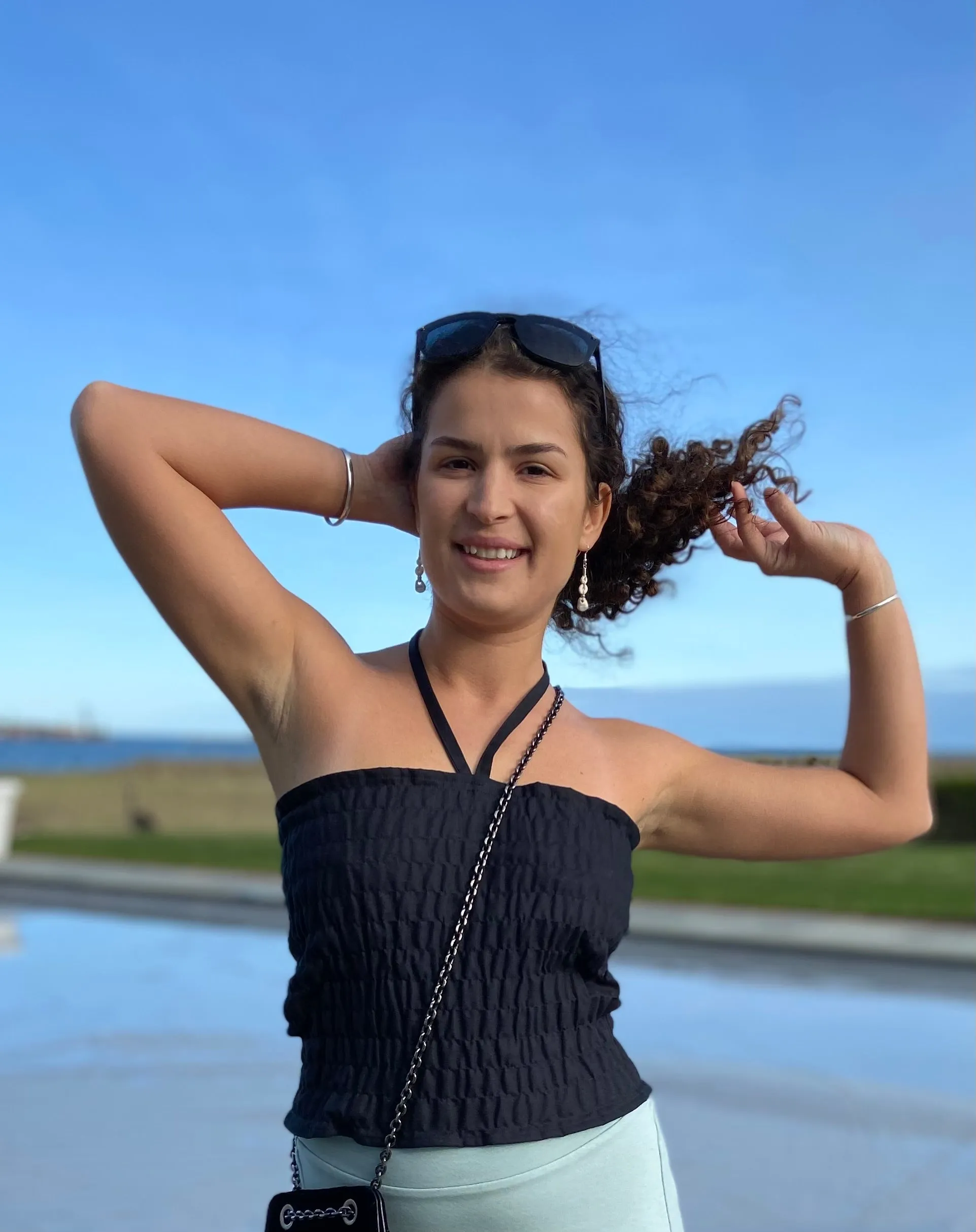 Black Linen Elastic Crop Top with V neck strap
