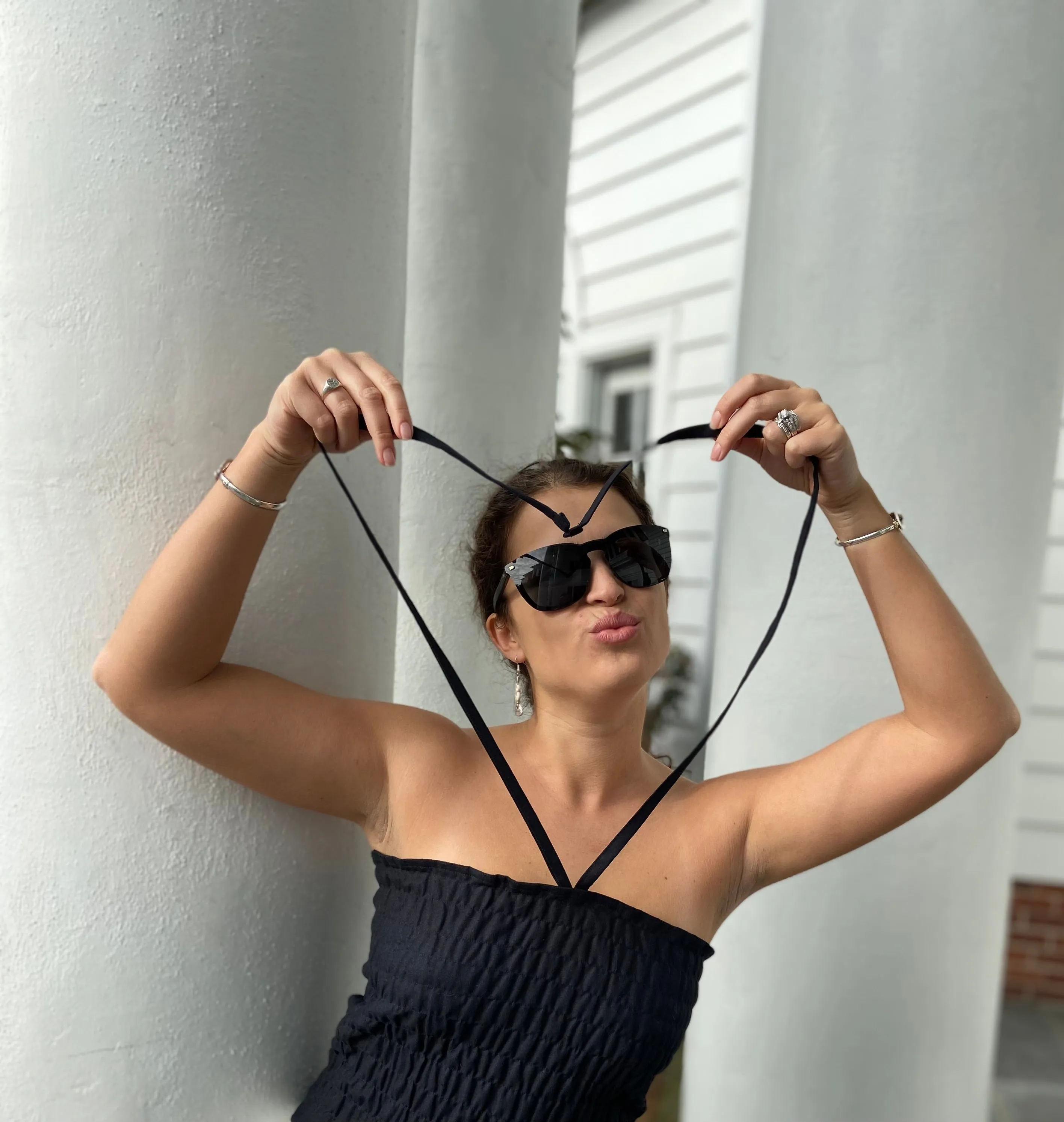 Black Linen Elastic Crop Top with V neck strap