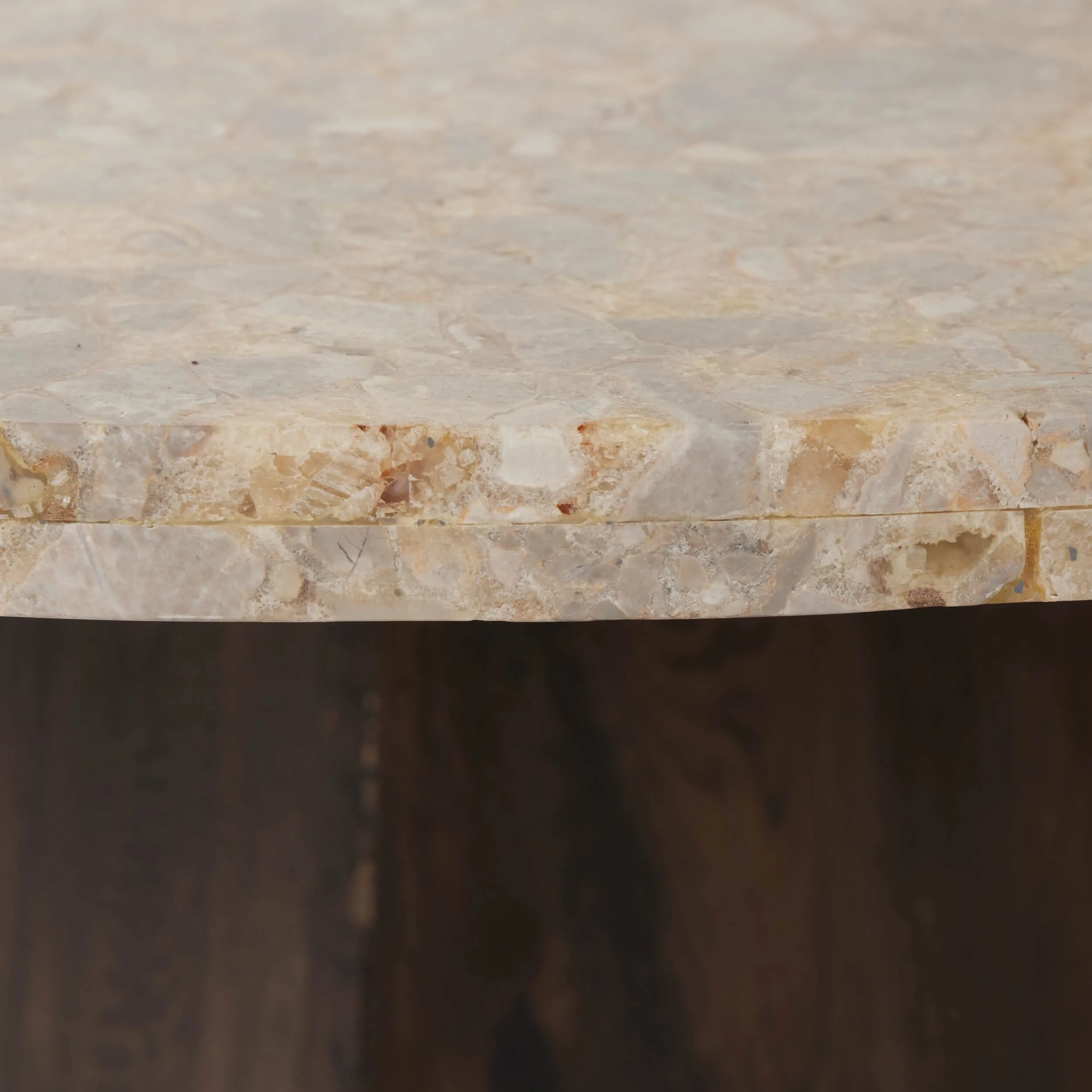 Brisa Round Dining Table, Dune Onyx