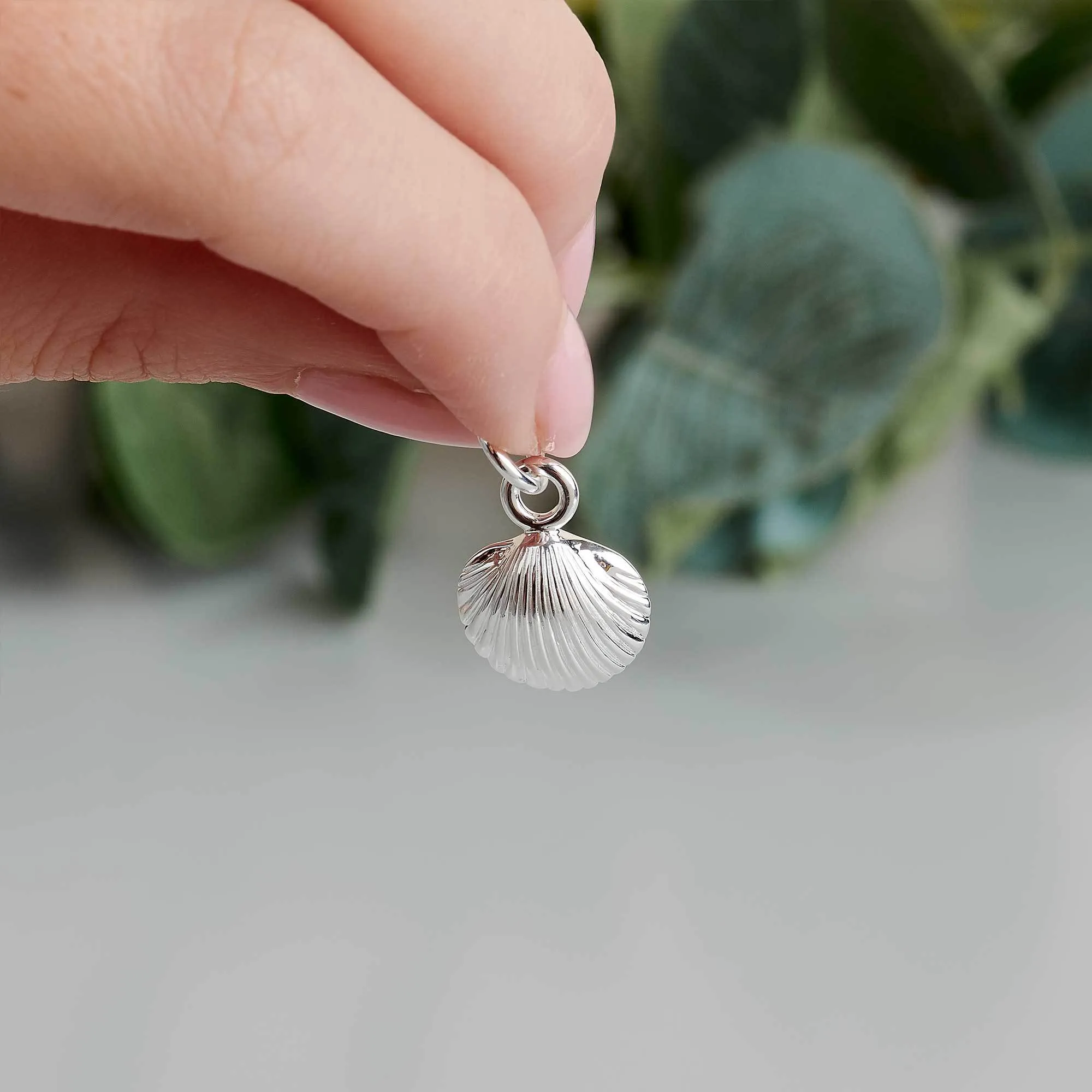 Clam Shell & Crab Silver Charm