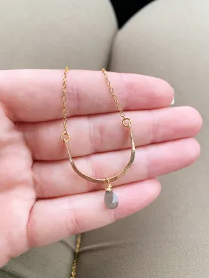 Curve Necklace | Moss Aquamarine