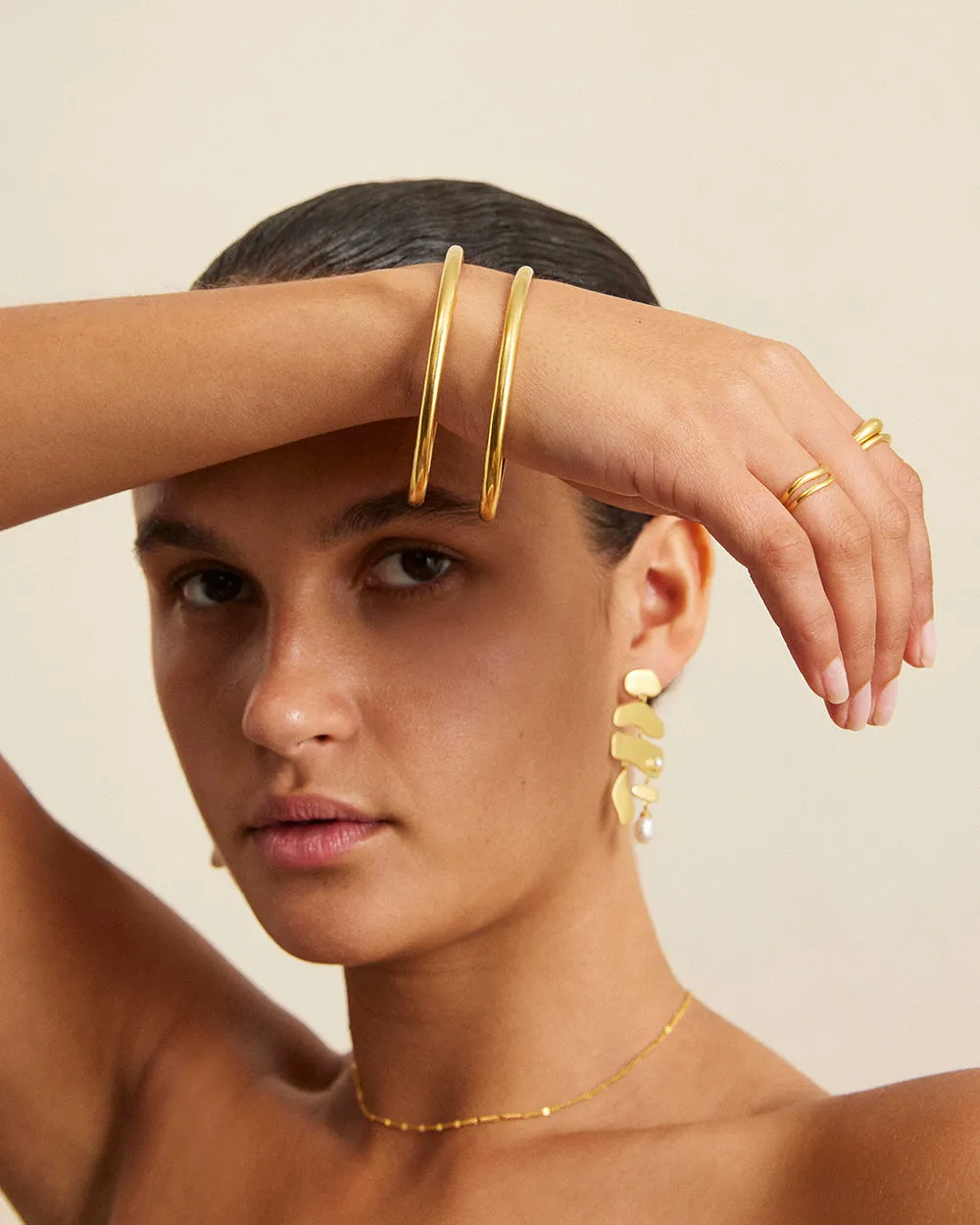 Kirstin Ash Era Bangle, Gold