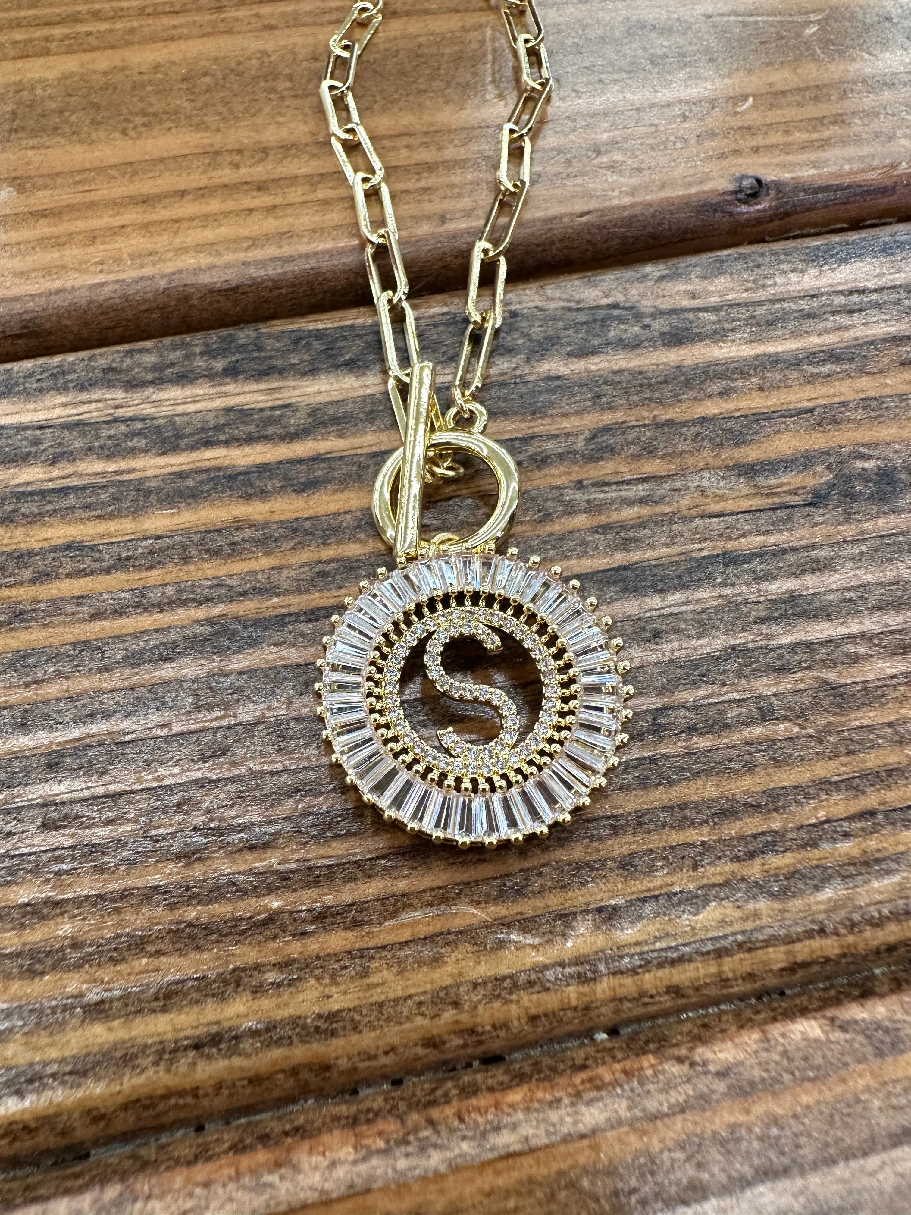 Paperclip Chain Radiant Initial Necklace S