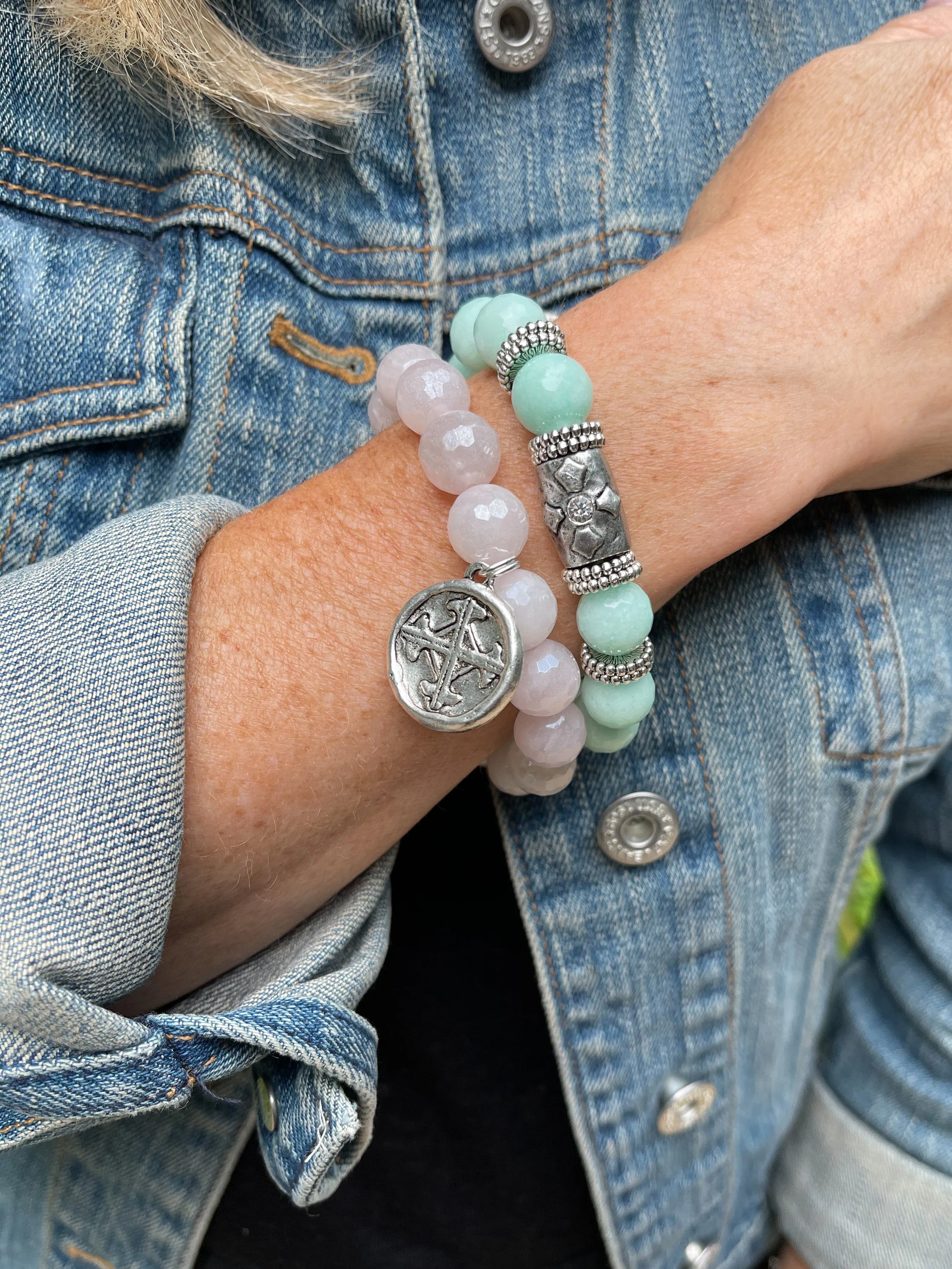 PowerBeads by jen Rose Quartz Bracelet with Serenity Prayer Charm