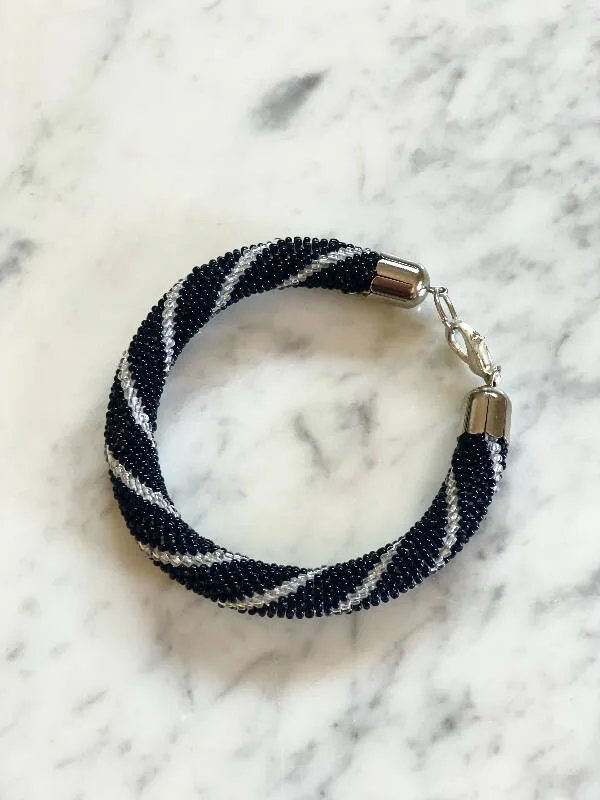 Roudainasart Handmade Beaded Rope Bracelet Black