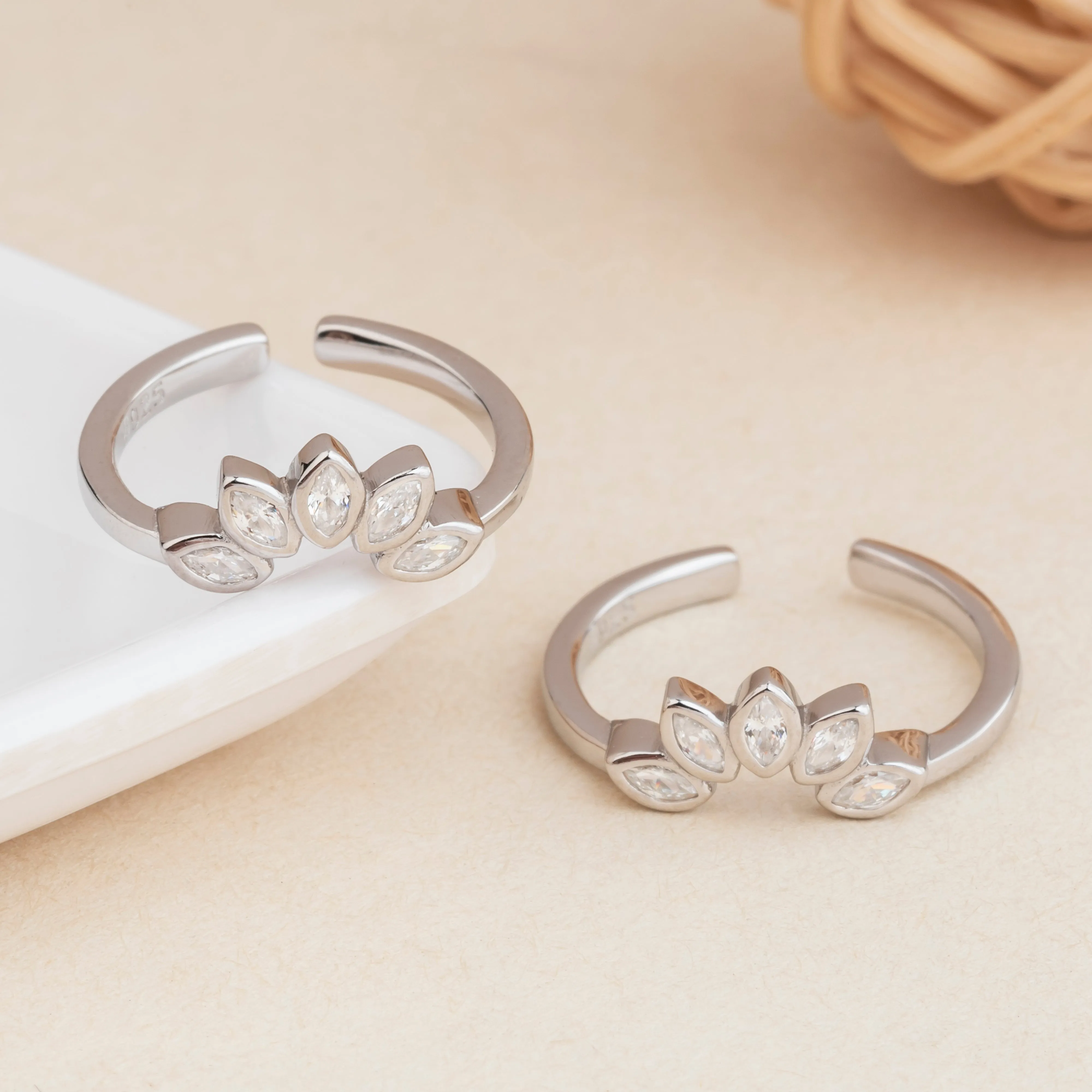 Silver Lotus Flower Toe Ring