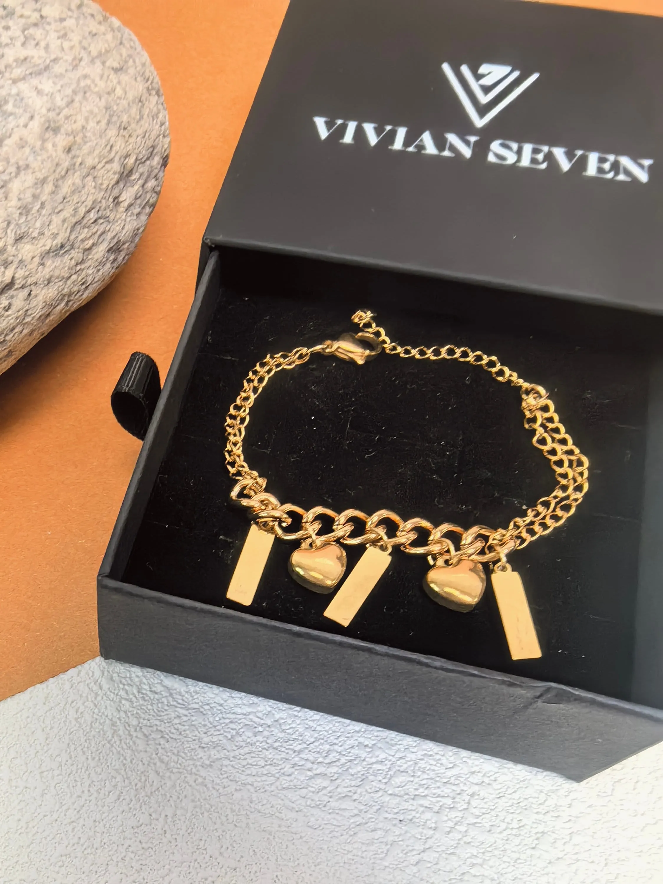 Titanium Steel Gold Link Chain Cuboid Heart Charm Bracelet