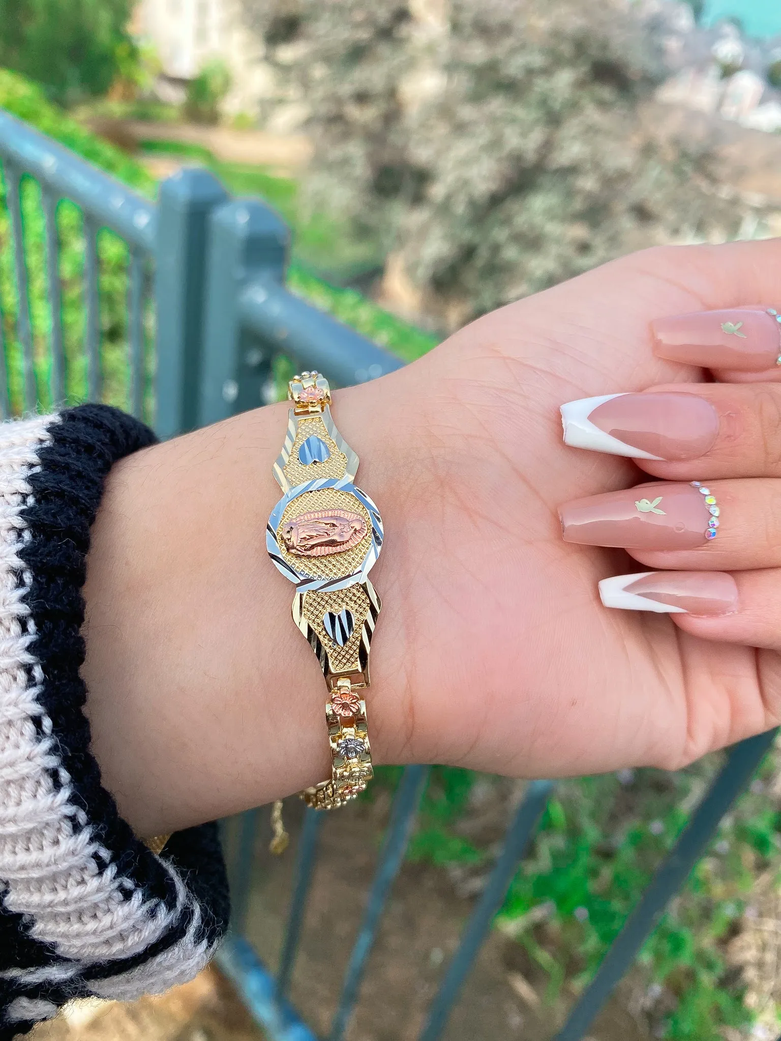 Virgin Mary Esclava Bracelet