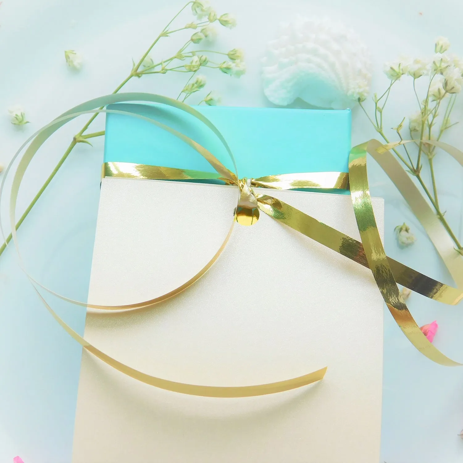 Vivienne Lariat Necklace in Gold