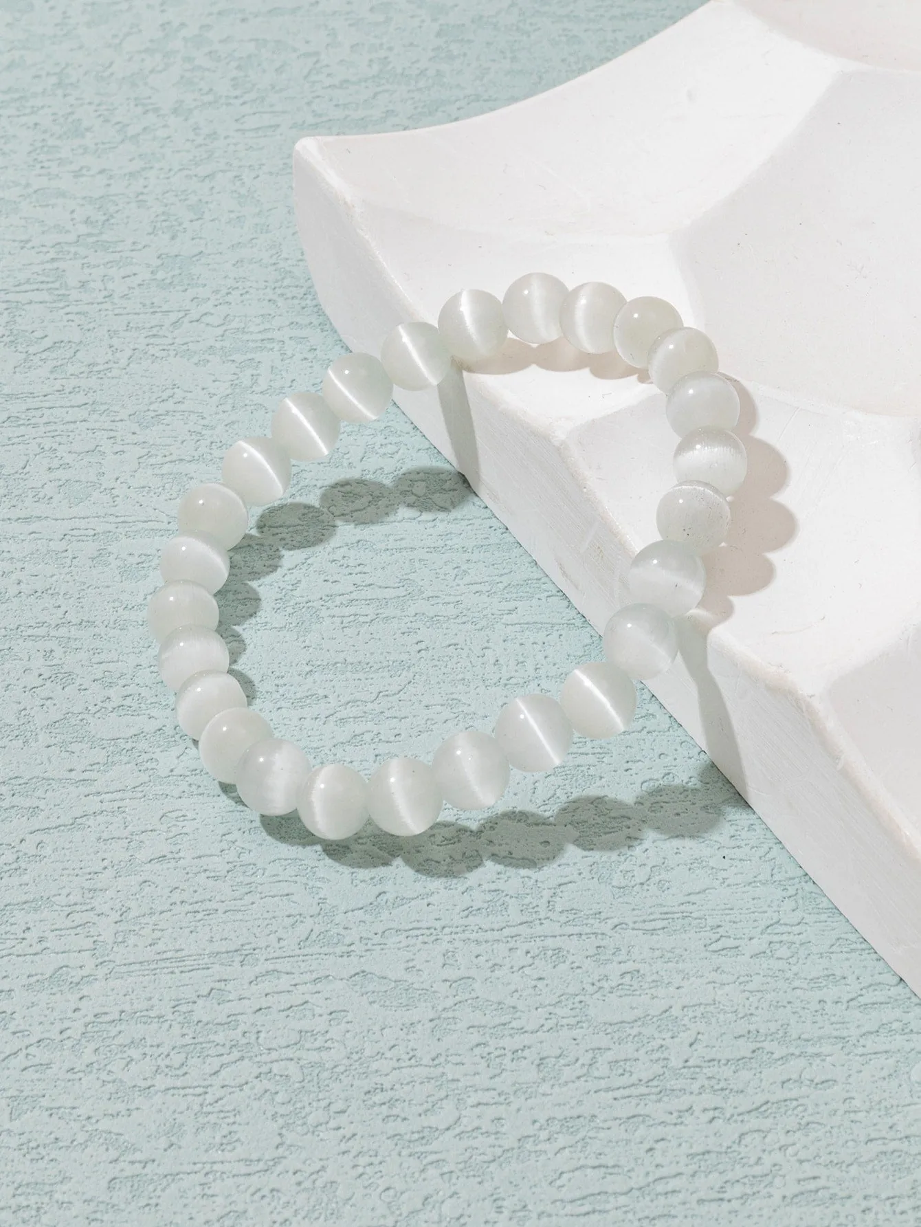 White Minimalist Beaded Bracelet Bead-string Bracelet Jewelry Accessory for